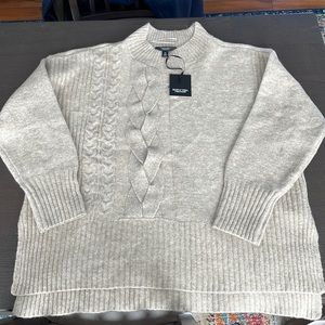 Simply Vera Vera Wand cable knit sweaters